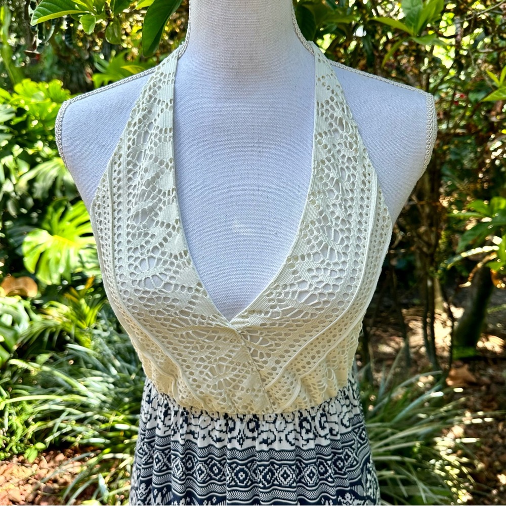 Neslay Design Crotchet Top Backless Maxi Dress - Picture 2 of 6